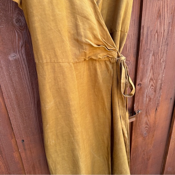 Alex Mill wrap dress - Picture 4 of 13